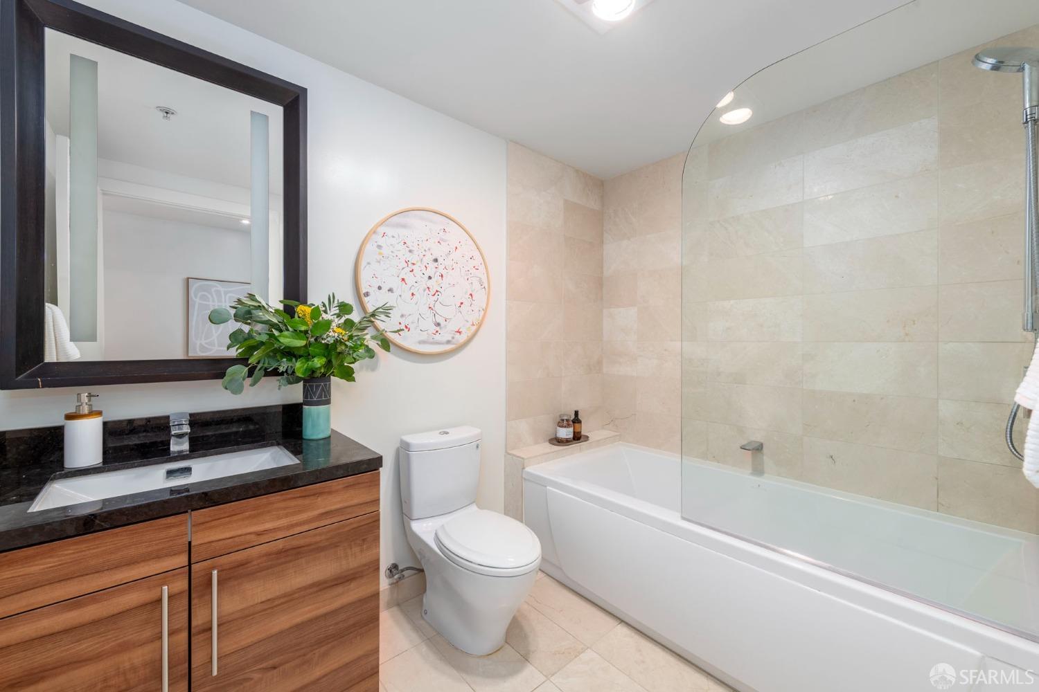Photo #15: 423759988 Listing 