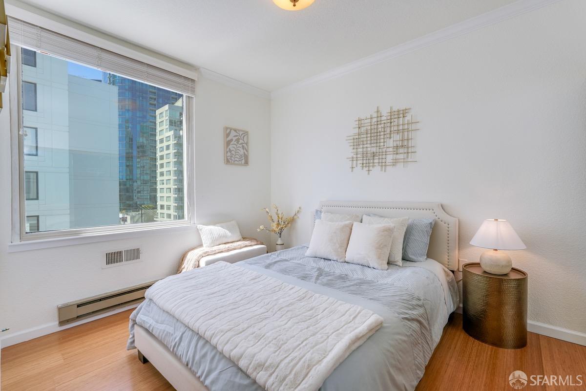 Photo #14: 423906745 Listing 
