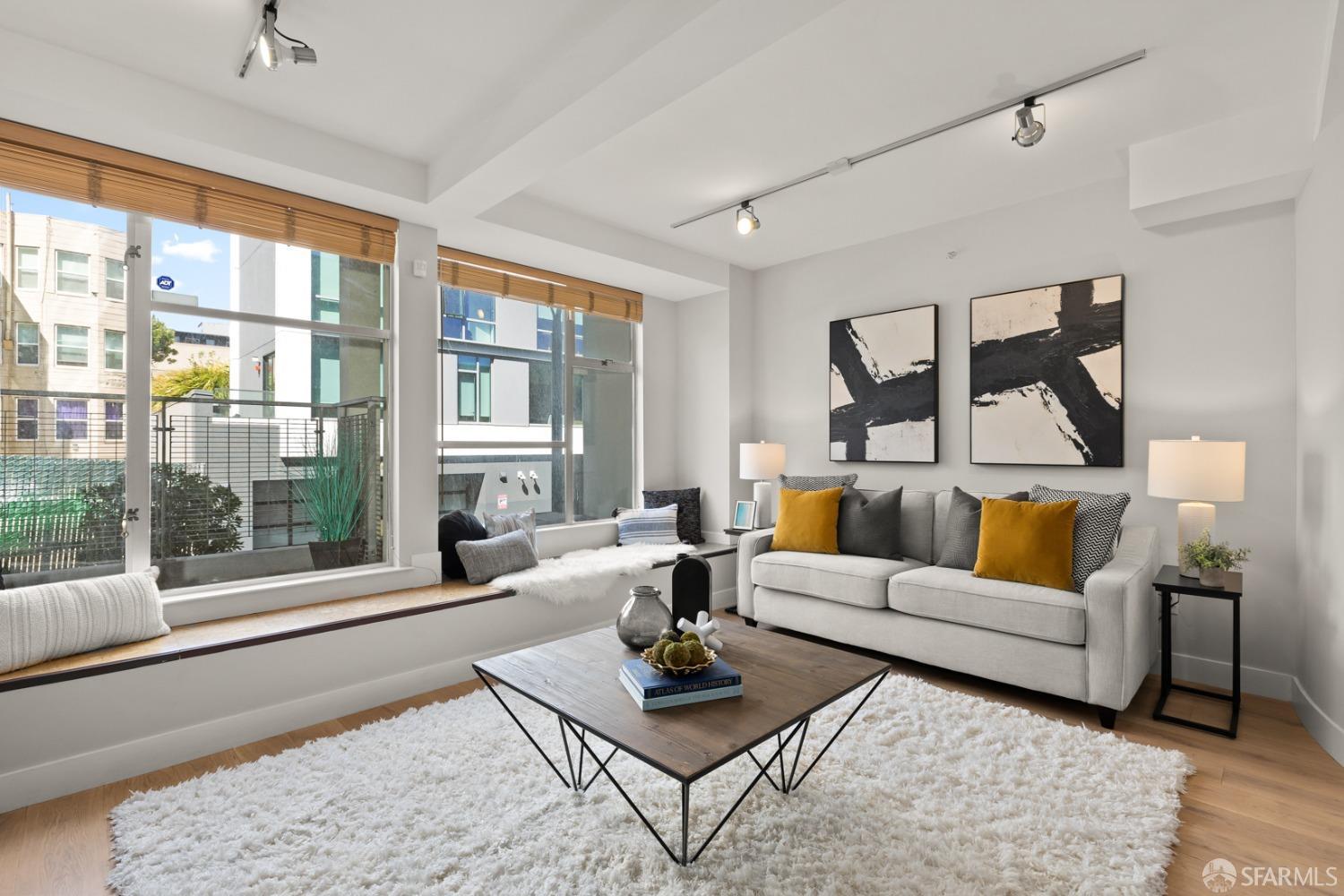 Photo #6: 423900203 Listing 