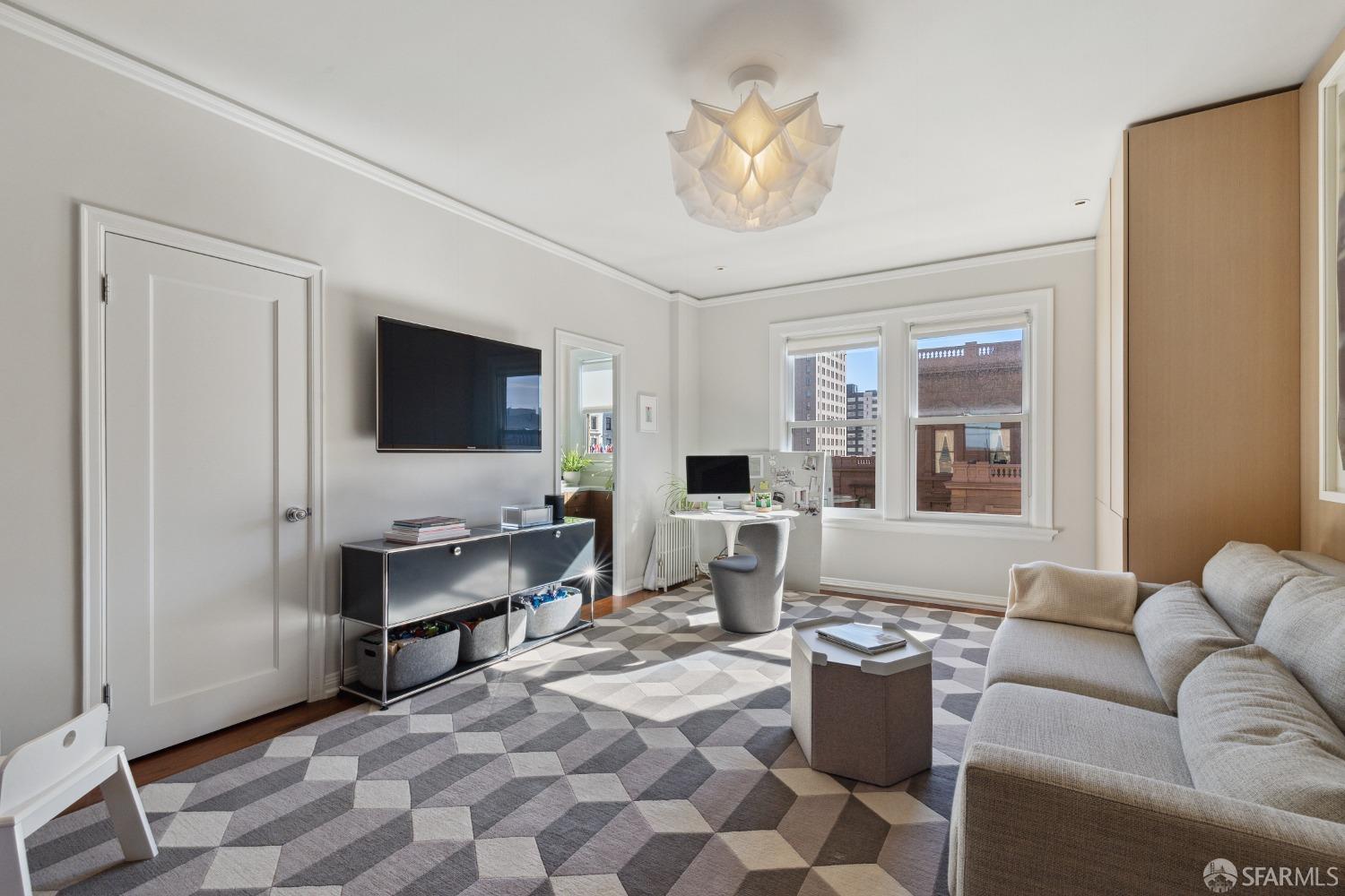 Photo #17: 423908264 Listing 