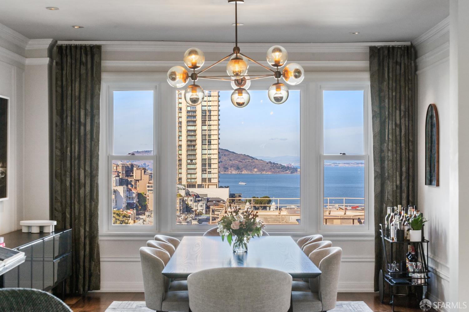 Photo #8: 423908264 Listing 