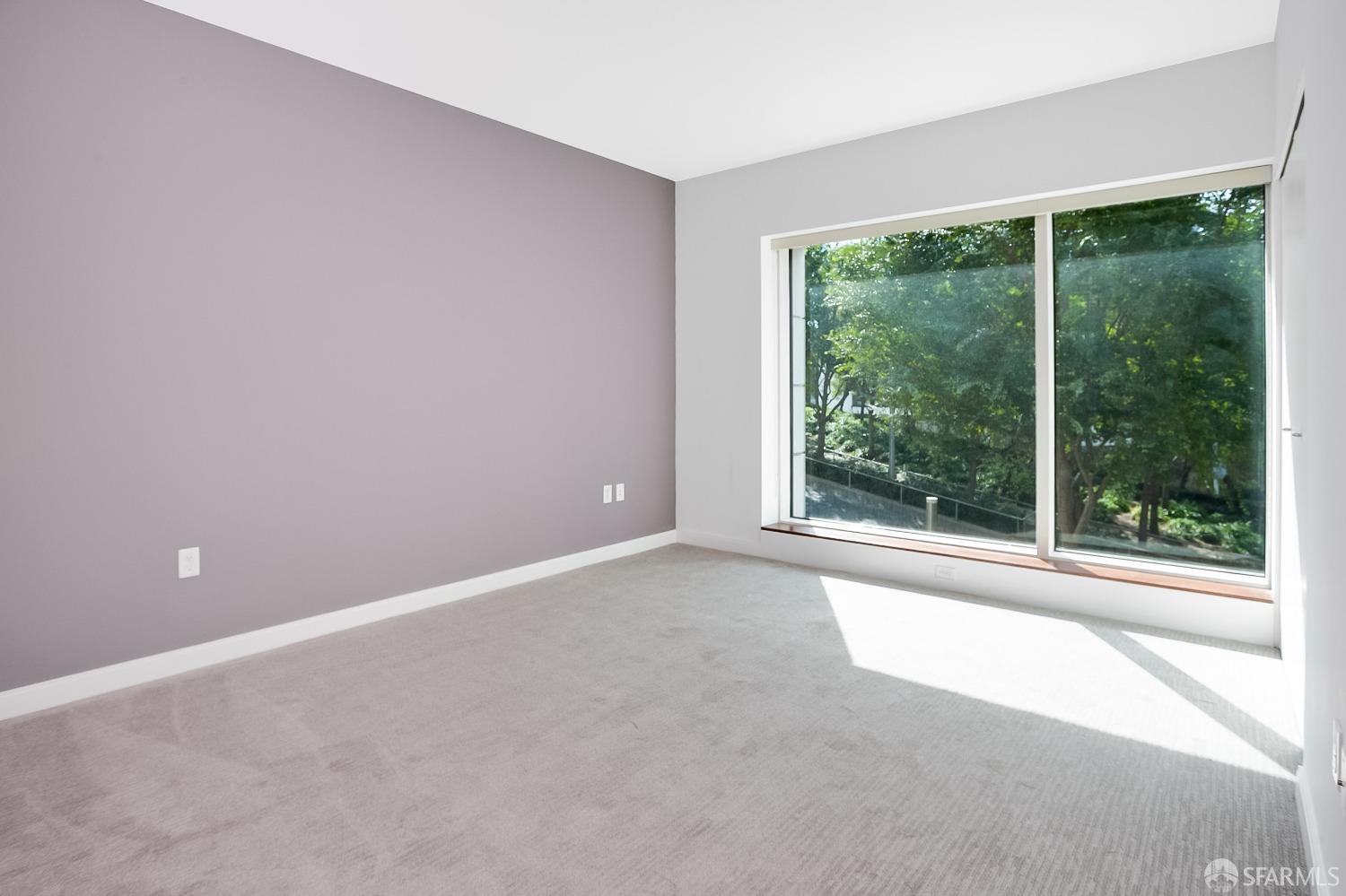 Photo #9: 423908515 Listing 