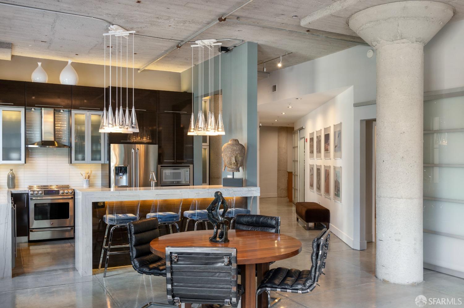 Photo #13: 423908573 Listing 