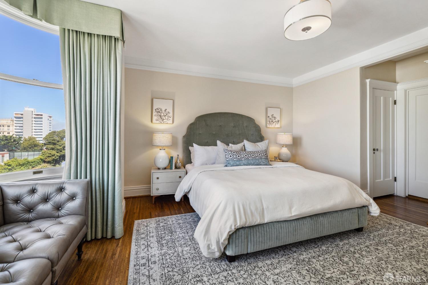 Photo #26: 423907931 Listing 