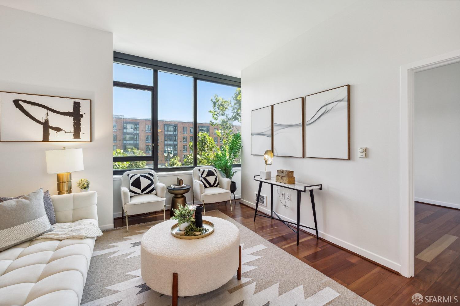 Photo #6: 423908623 Listing 