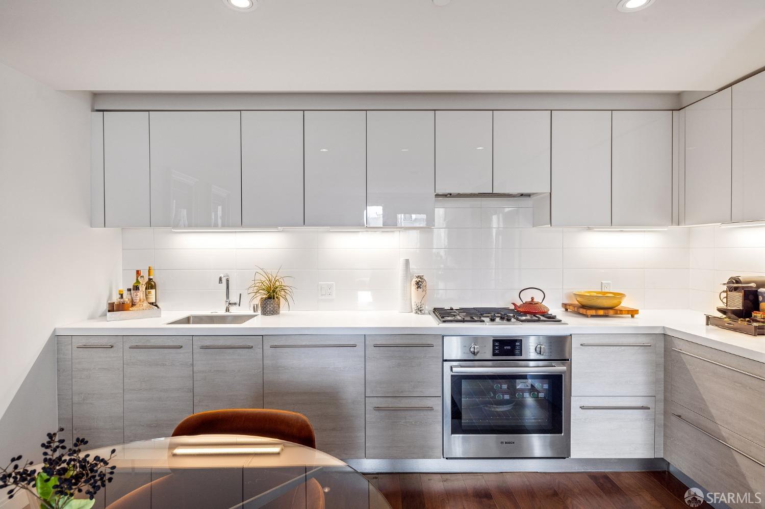 Photo #4: 423908821 Listing 