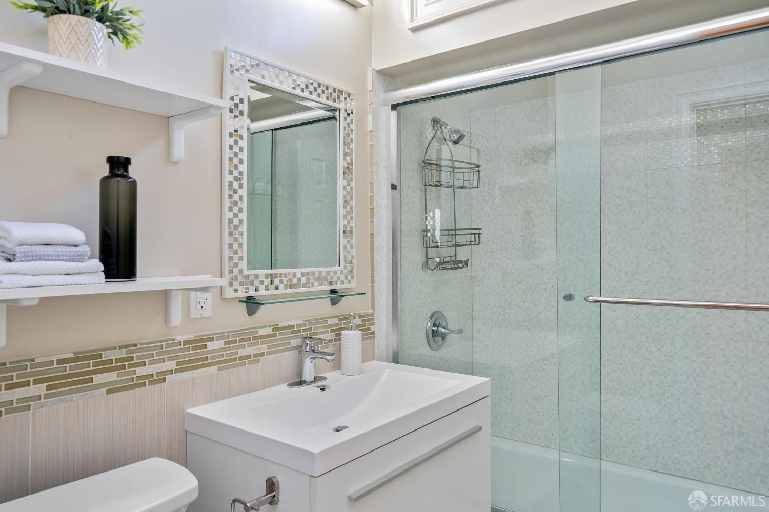 Detail Gallery Image 31 of 46 For 1822 9th Ave, San Francisco,  CA 94122 - 3 Beds | 2 Baths