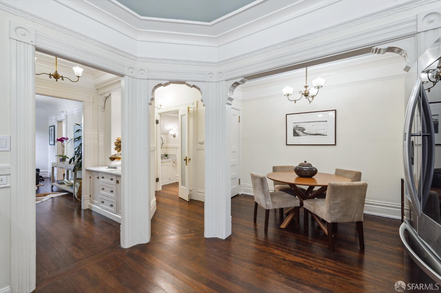 Photo #15: 423900040 Listing 