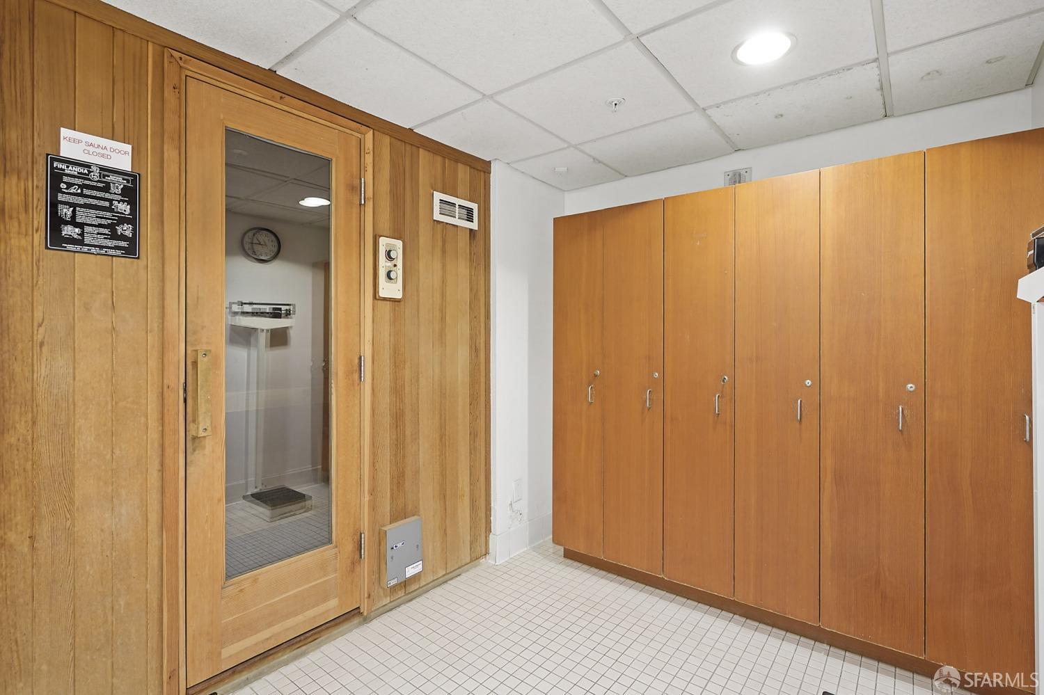 Photo #13: 423910005 Listing 