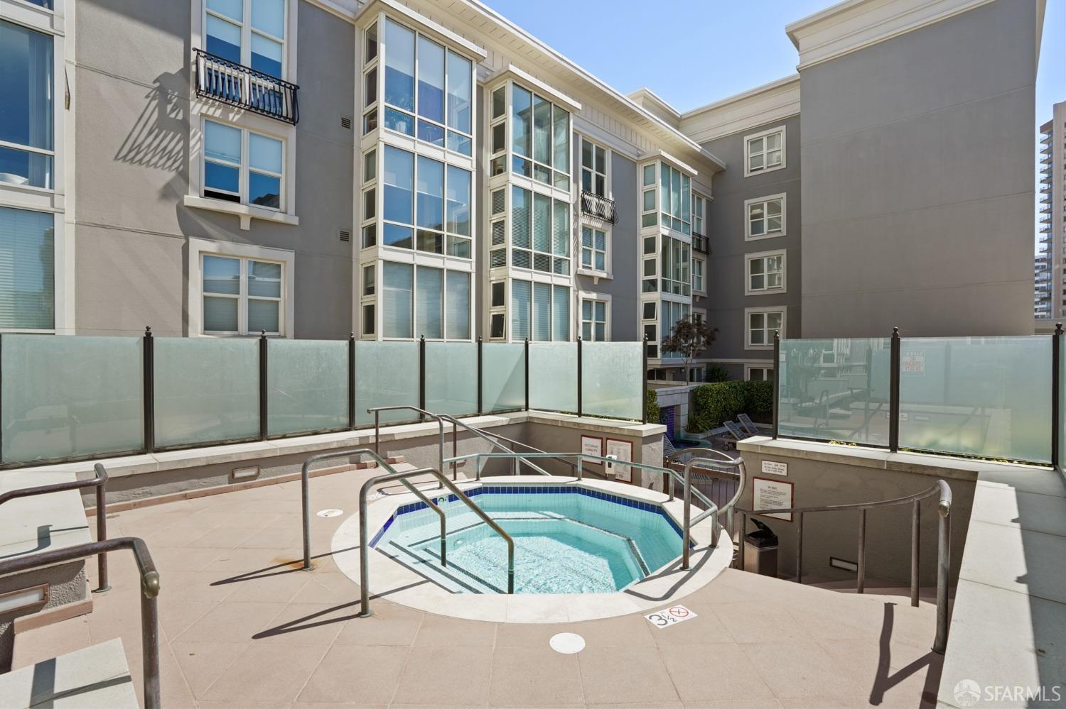 Photo #15: 423910005 Listing 
