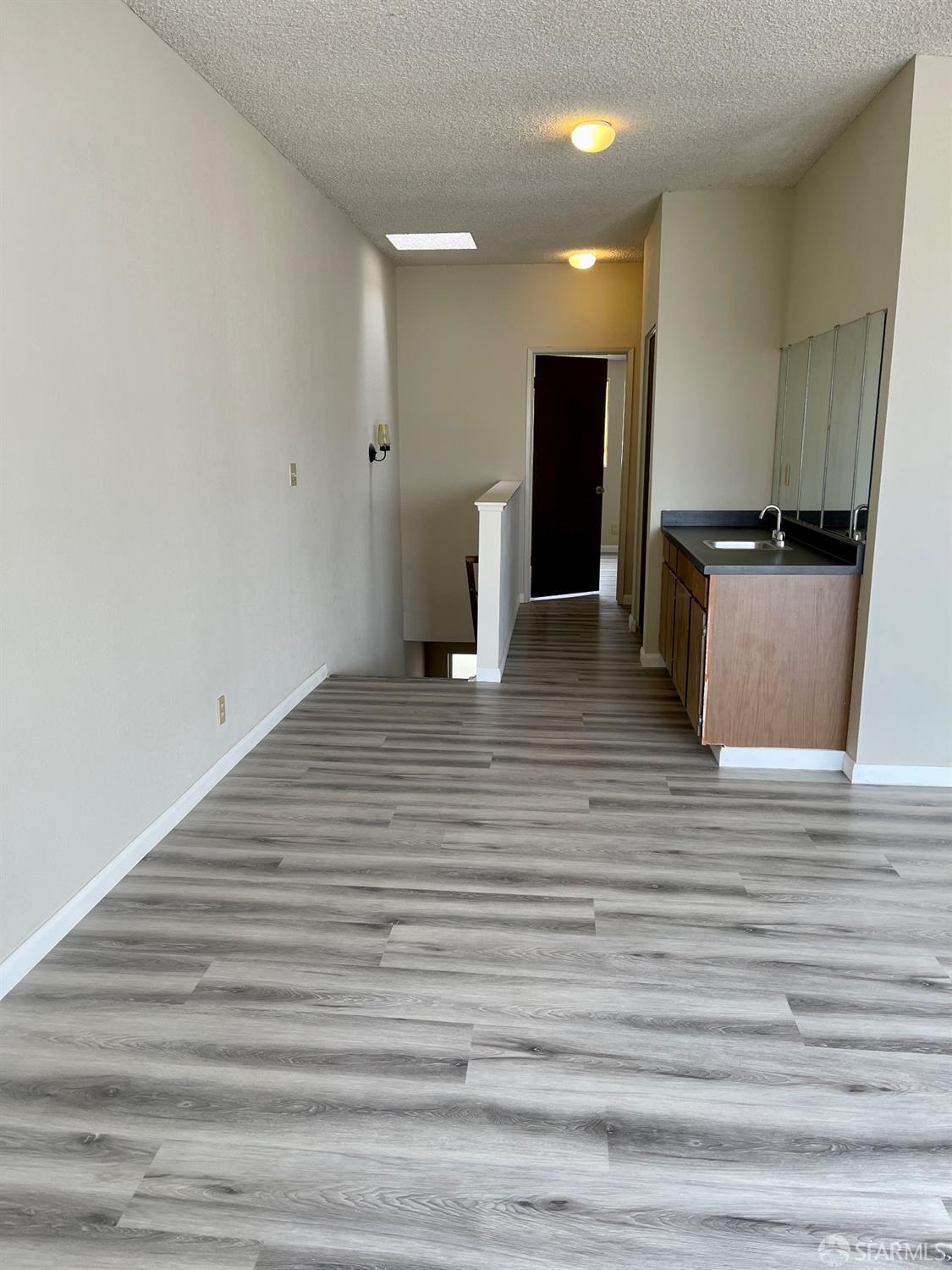 Detail Gallery Image 4 of 61 For 3550 Carter Dr #15,  South San Francisco,  CA 94080 - 3 Beds | 2 Baths
