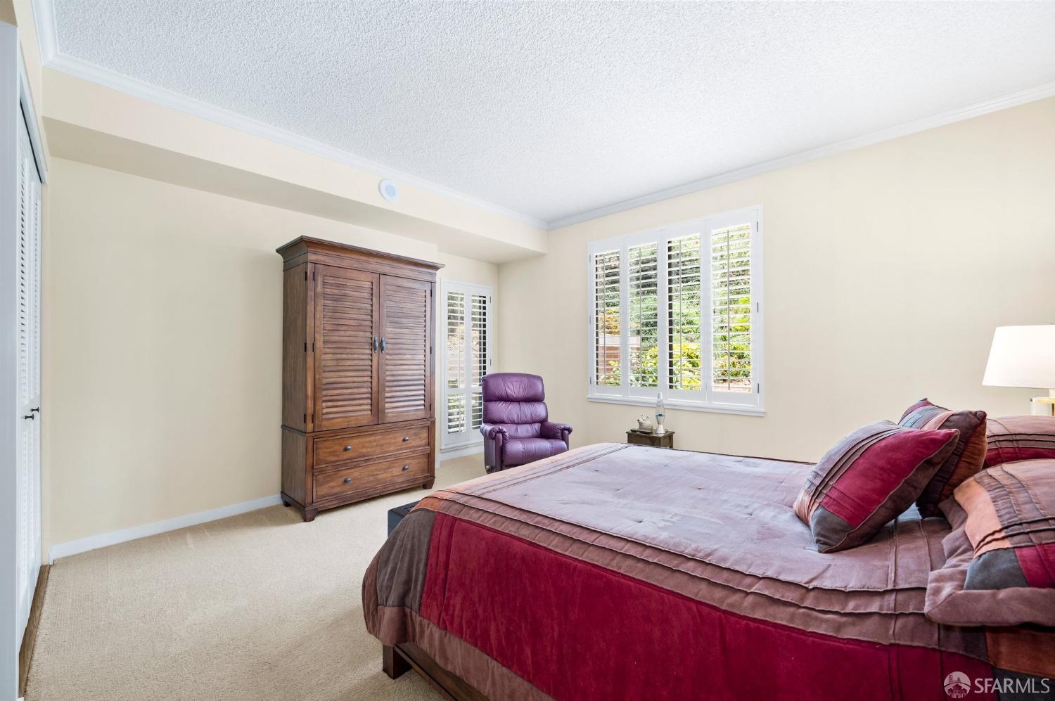 Photo #15: 423749919 Listing 