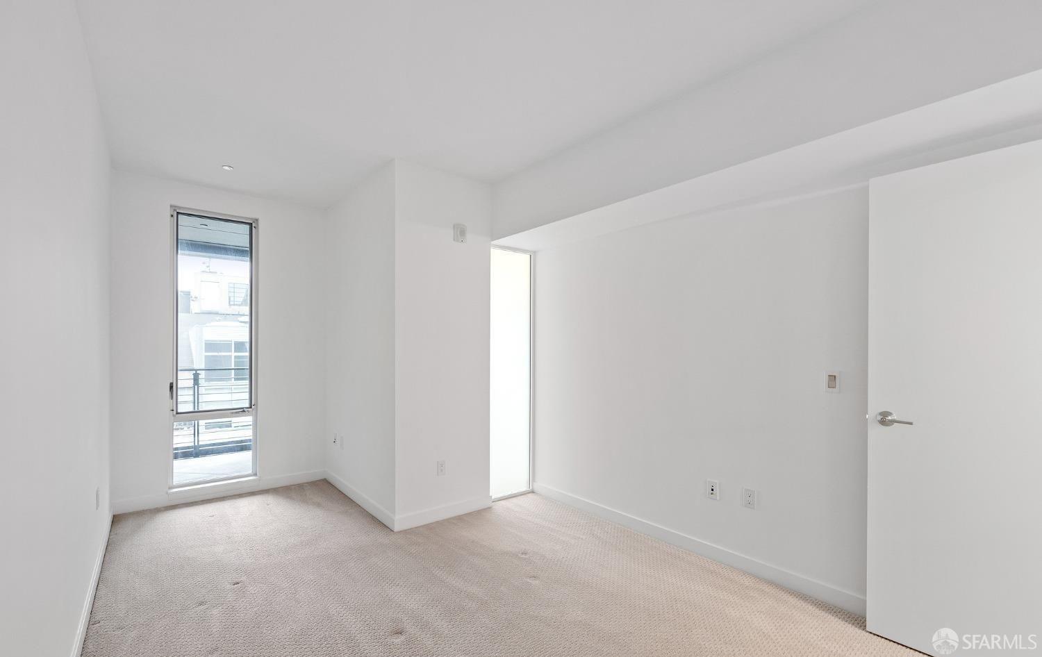 Photo #20: 423910504 Listing 