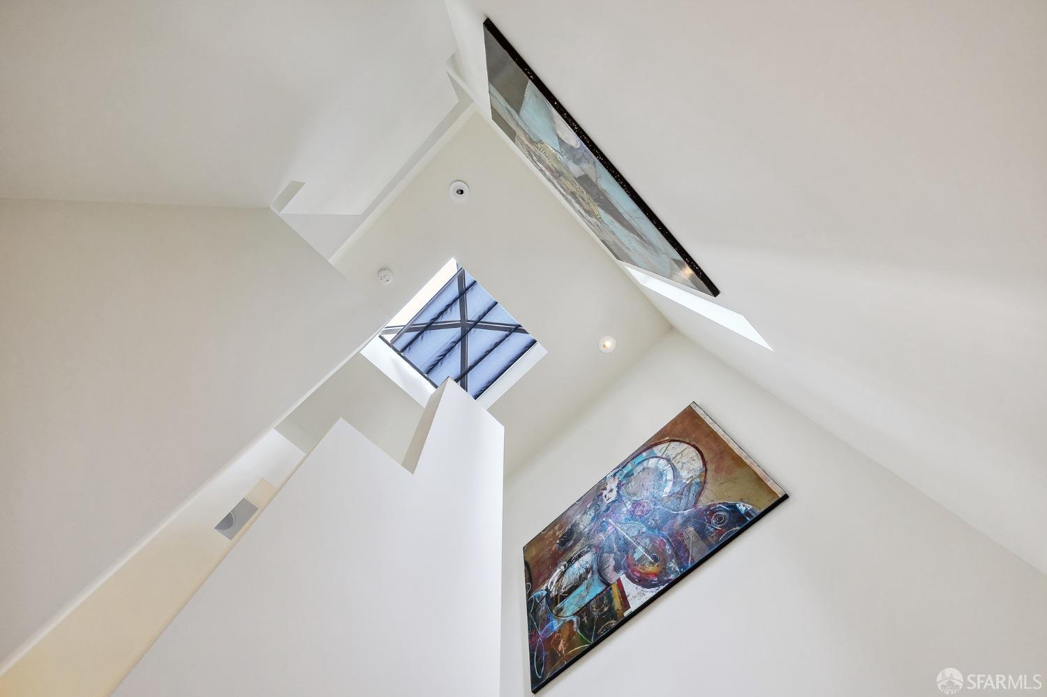 Photo #25: 423910431 Listing 