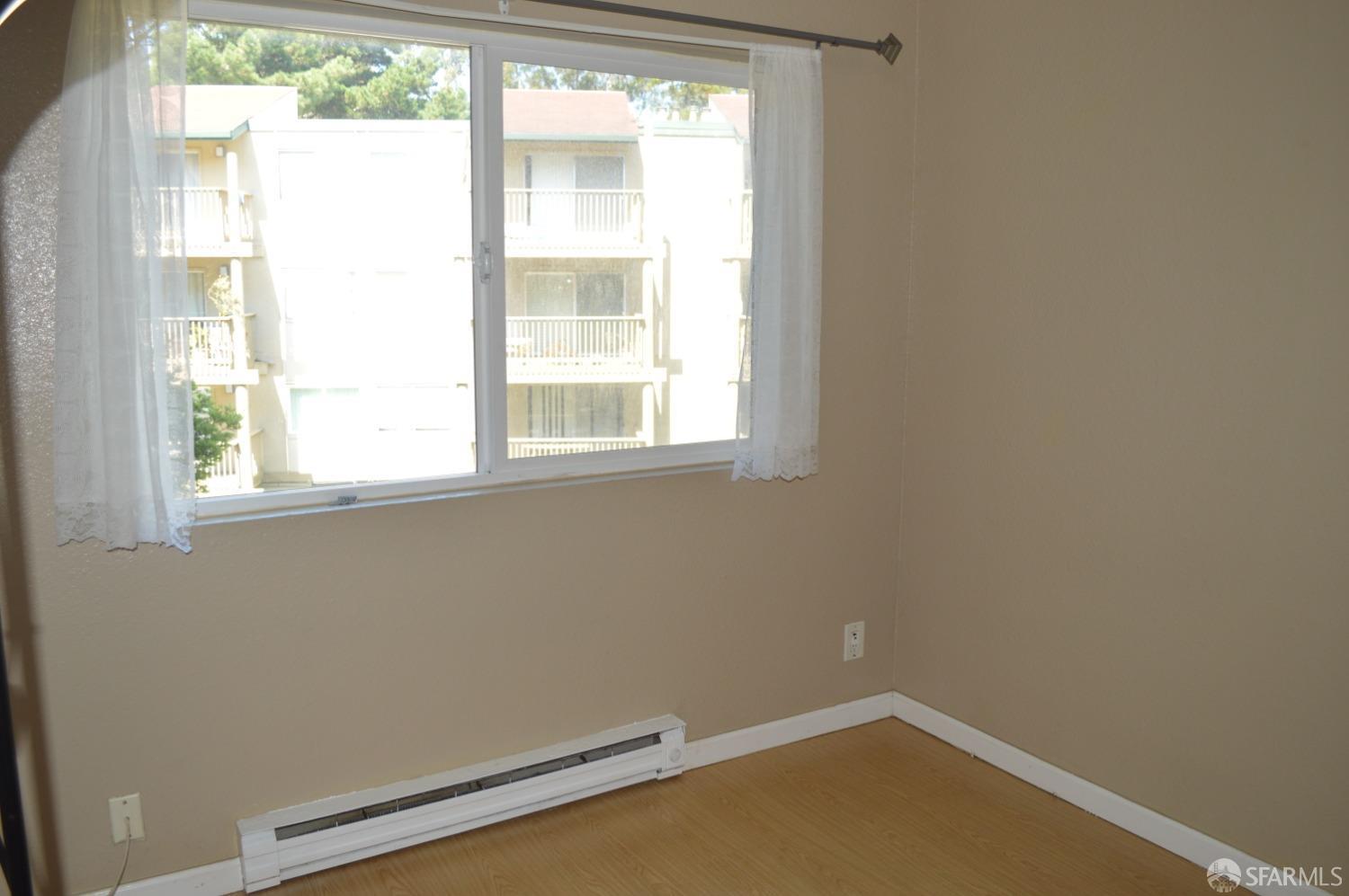 Photo #34: 423908561 Listing 