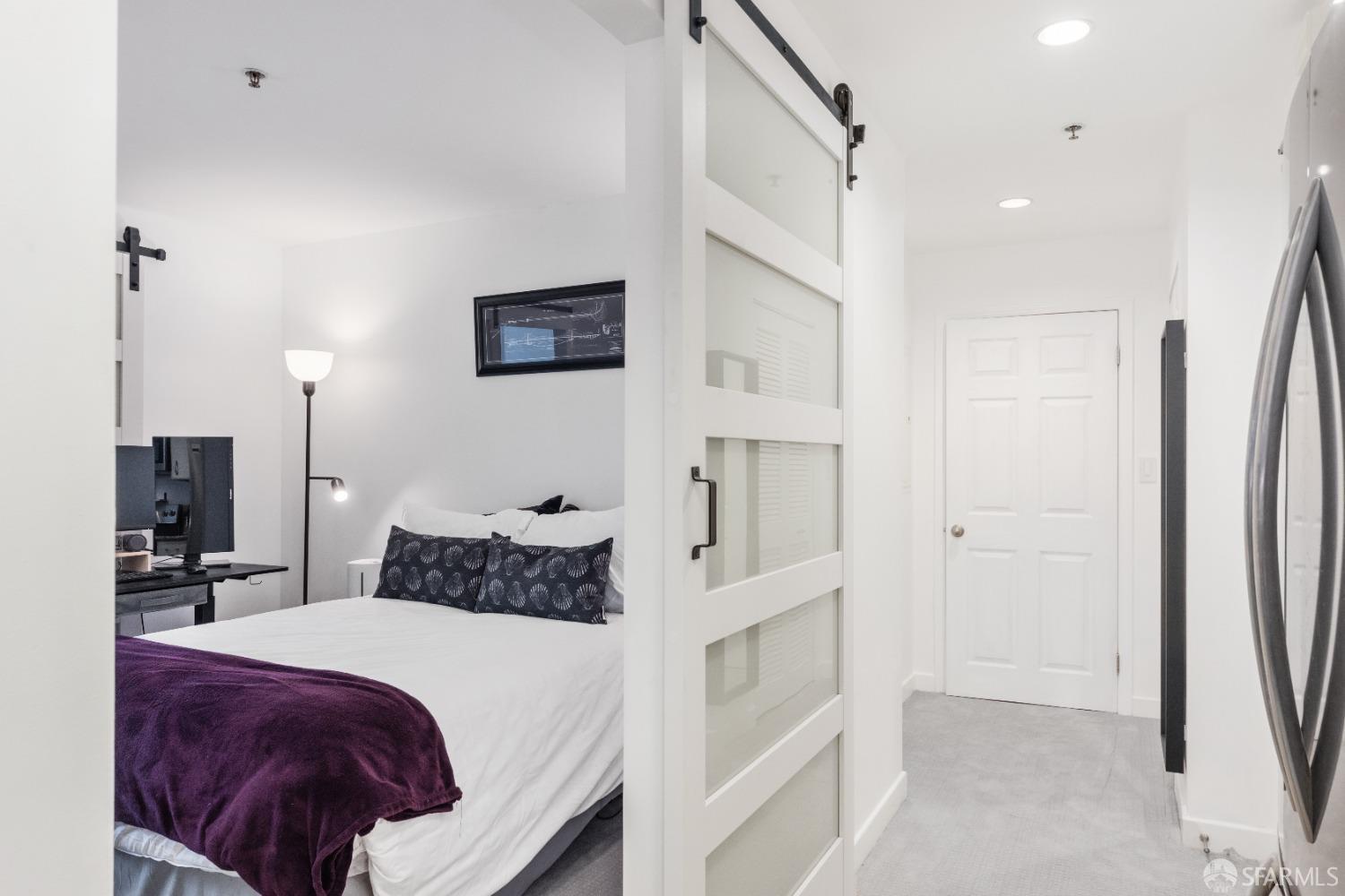Photo #13: 423910537 Listing 