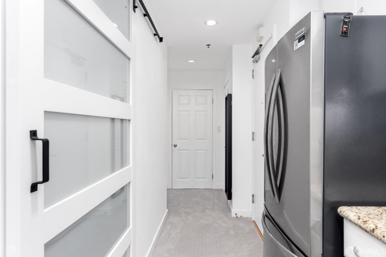 Photo #15: 423910537 Listing 