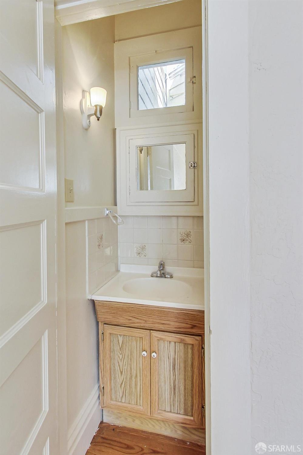 Detail Gallery Image 13 of 31 For 1423 Jackson St, San Francisco,  CA 94109 - – Beds | – Baths