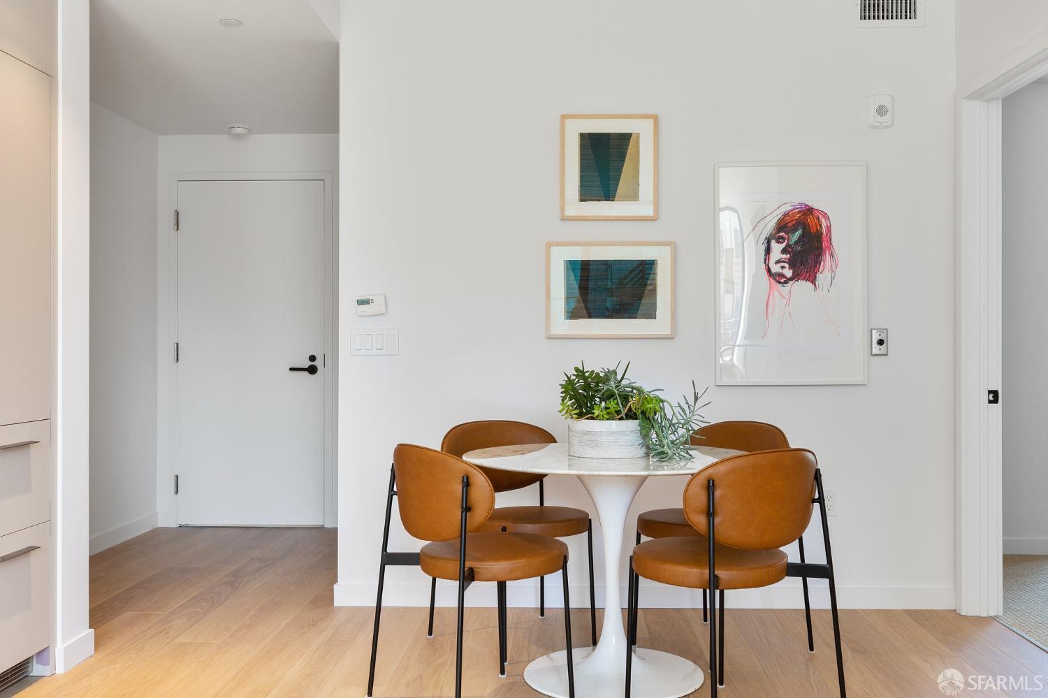 Photo #13: 423756047 Listing 
