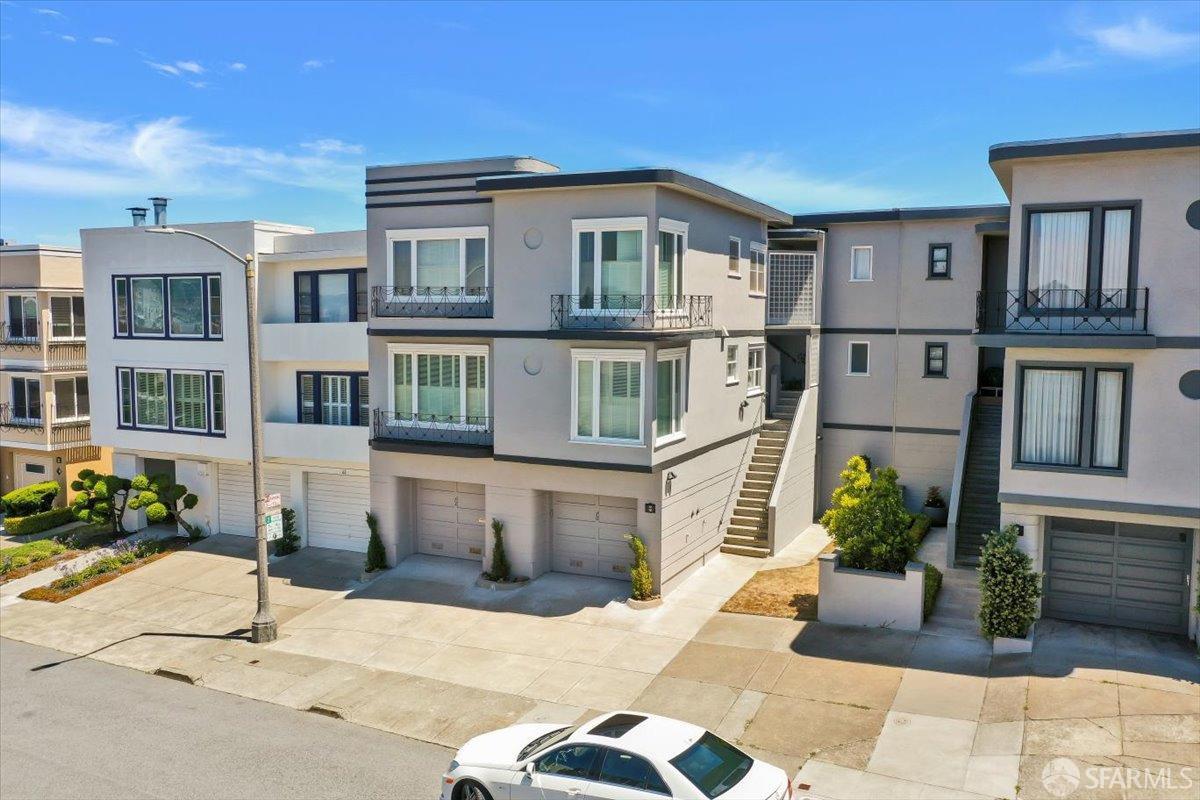 Welcome to 70 and 72 Manzanita Avenue a rarely available PRIME LAUREL HEIGHTS contemporary style building featuring two condomin