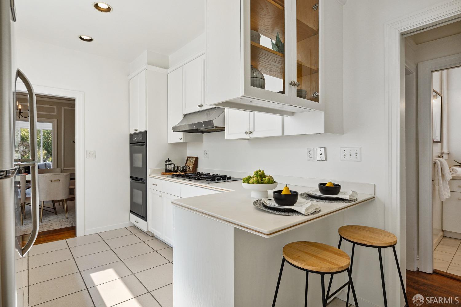 Photo #12: 423911601 Listing 