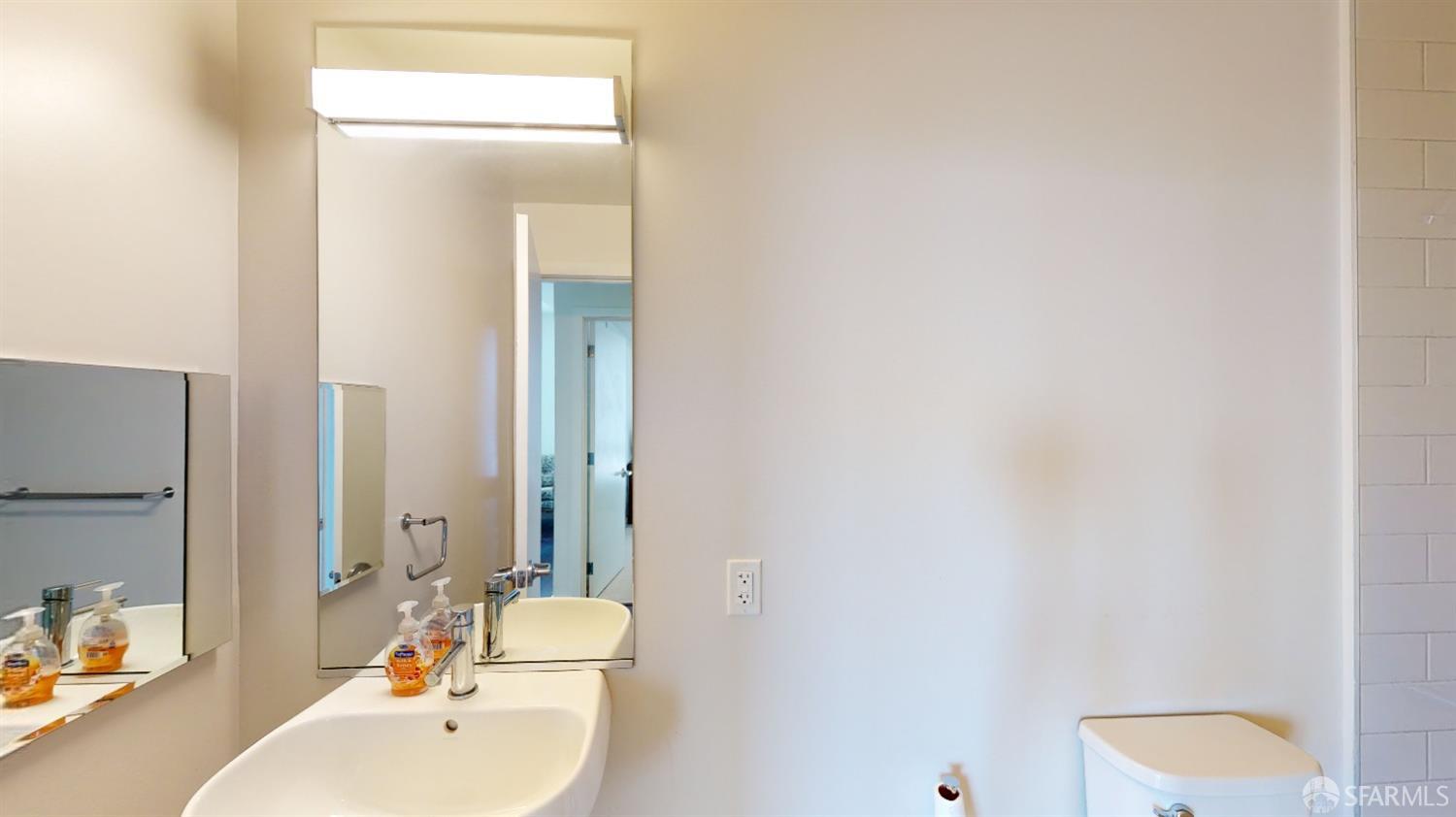 Detail Gallery Image 12 of 21 For 50 Jerrold Ave #314,  San Francisco,  CA 94124 - 2 Beds | 2 Baths