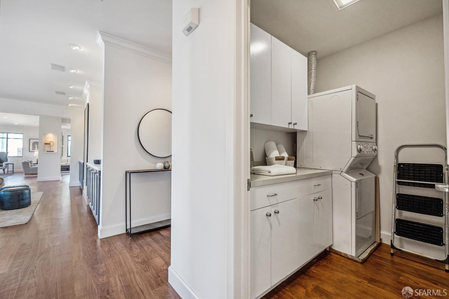 Photo #33: 423911368 Listing 