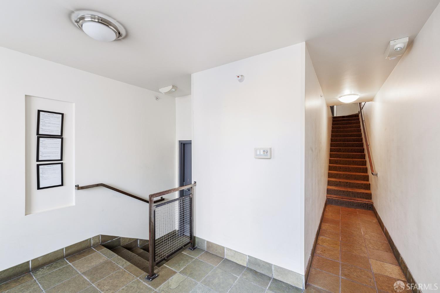 Photo #24: 423911848 Listing 