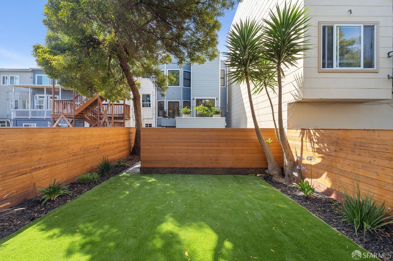 Photo #22: 423911747 Listing 