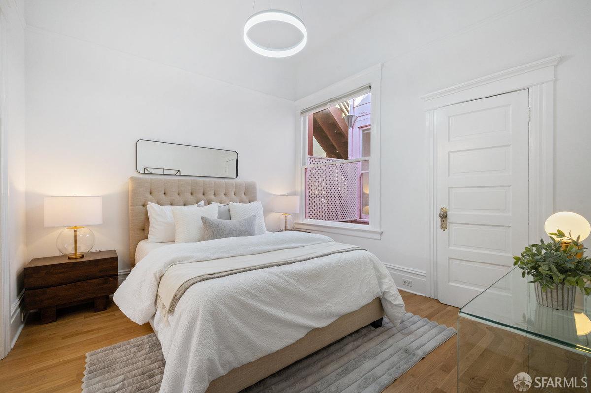 Photo #8: 423910819 Listing 