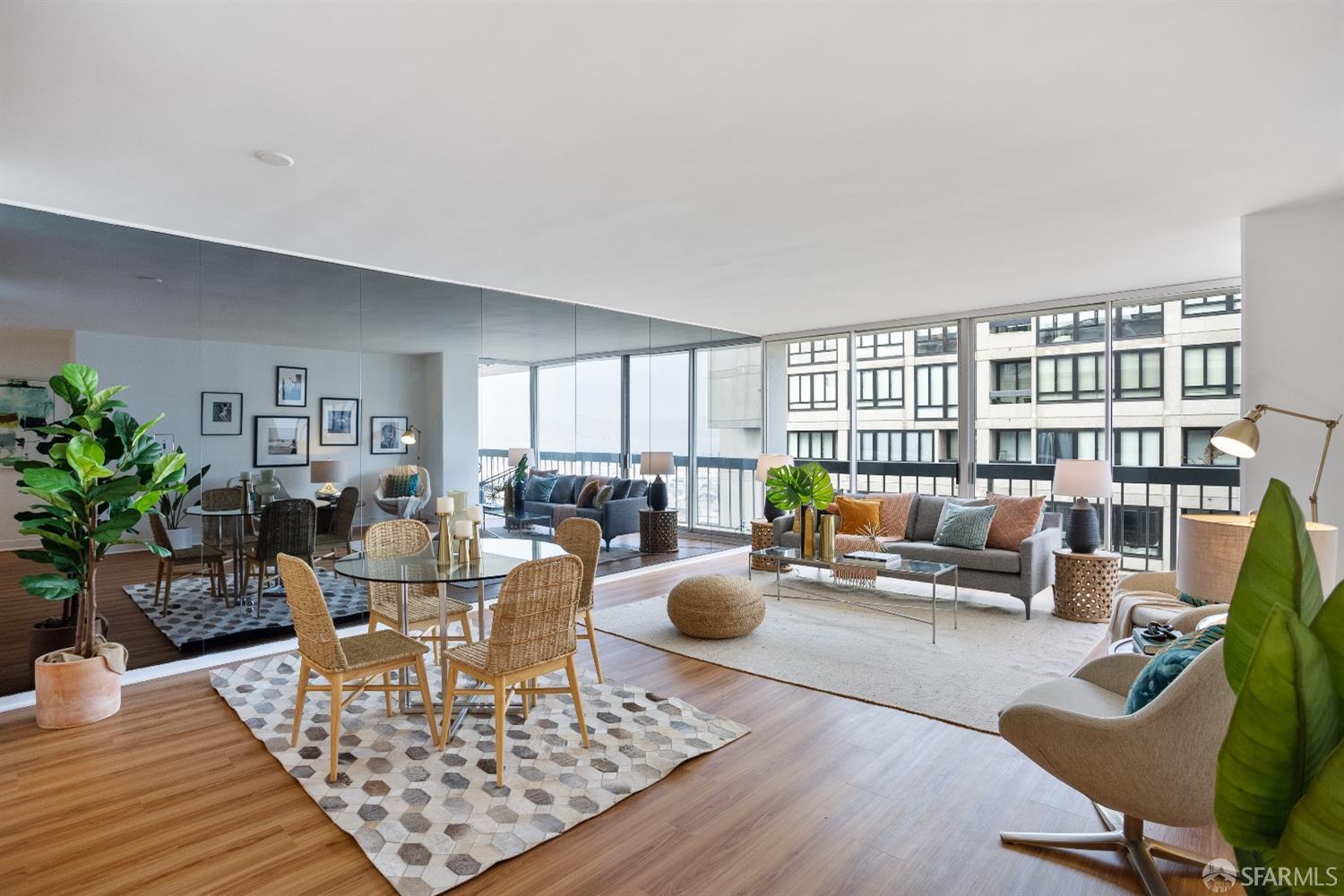 Photo #12: 423911666 Listing 