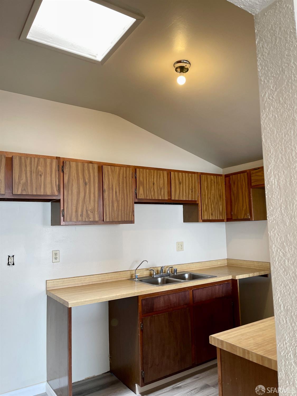 Detail Gallery Image 50 of 61 For 3550 Carter Dr #15,  South San Francisco,  CA 94080 - 3 Beds | 2 Baths