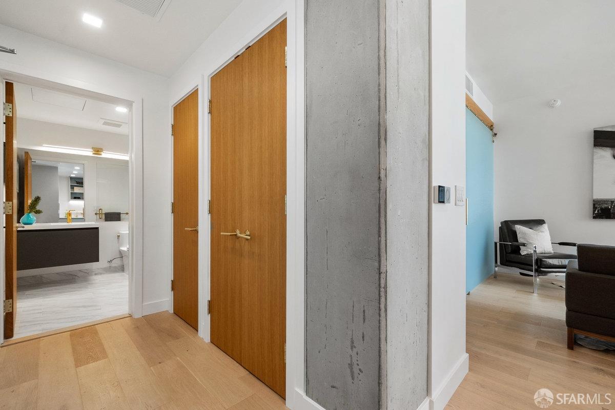 Photo #12: 423910789 Listing 