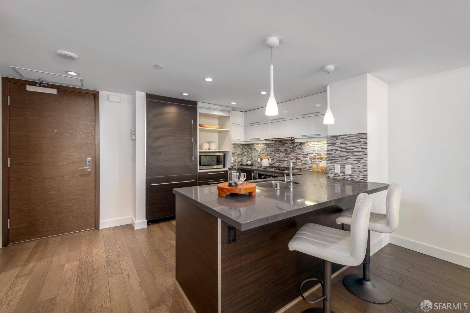 Photo #10: 423900191 Listing 