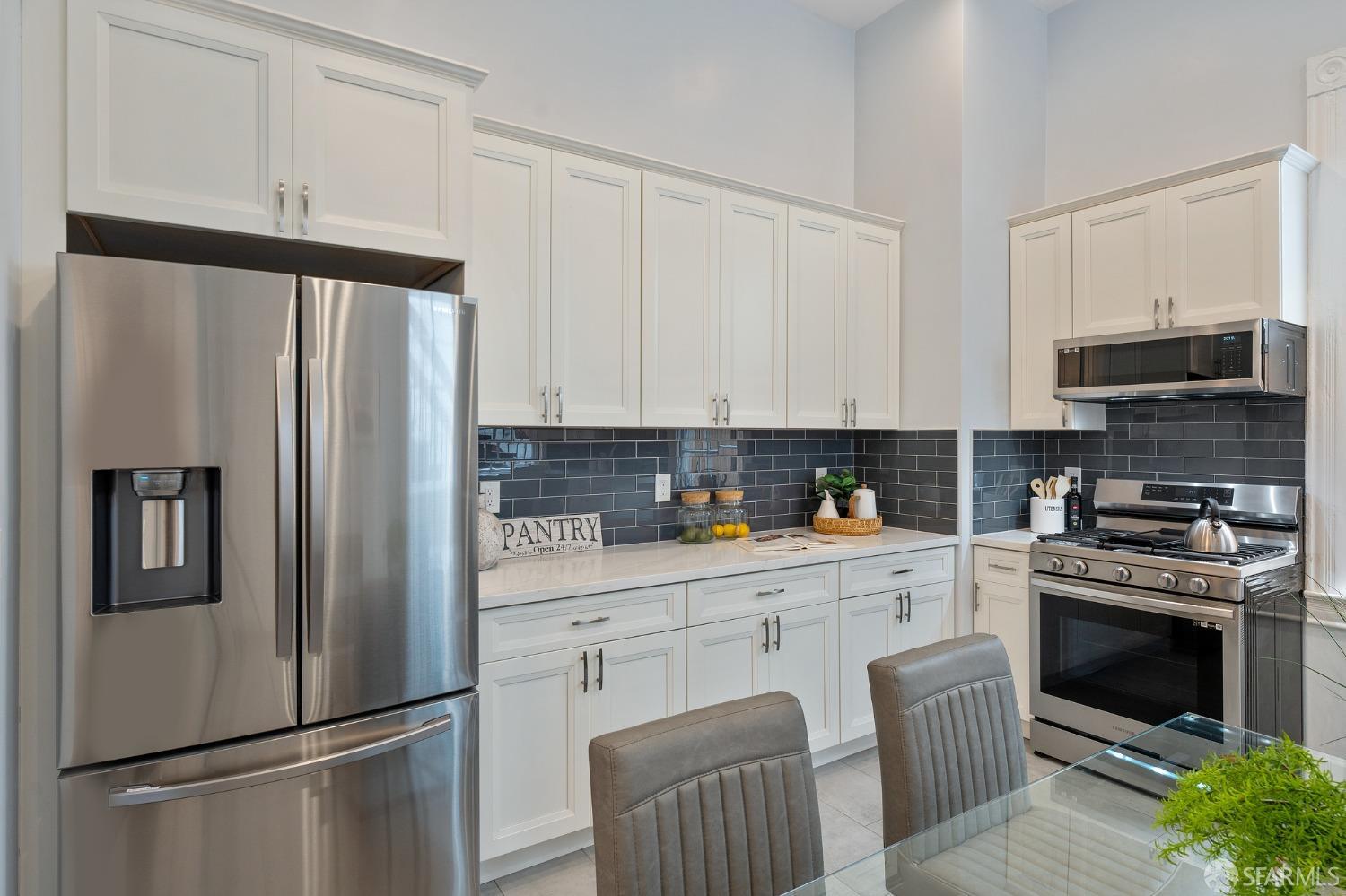 Photo #20: 423900442 Listing 