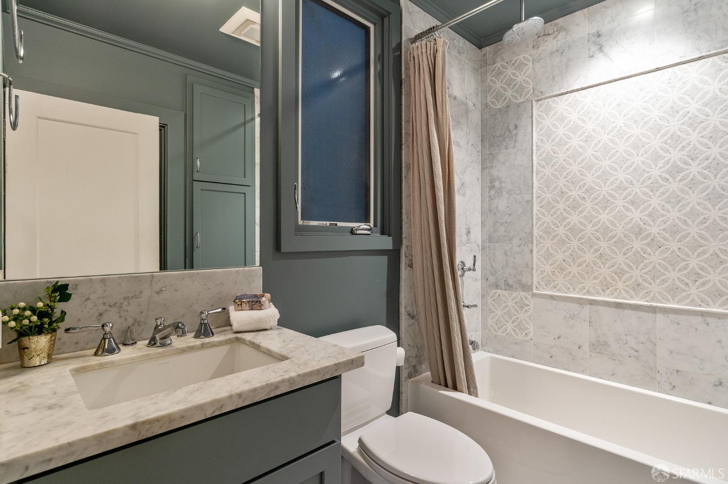 Photo #6: 423911963 Listing 