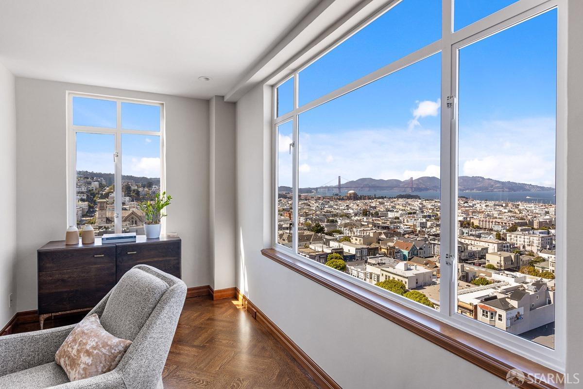 Detail Gallery Image 1 of 1 For 2100 Green St #800,  San Francisco,  CA 94123 - 2 Beds | 2/1 Baths