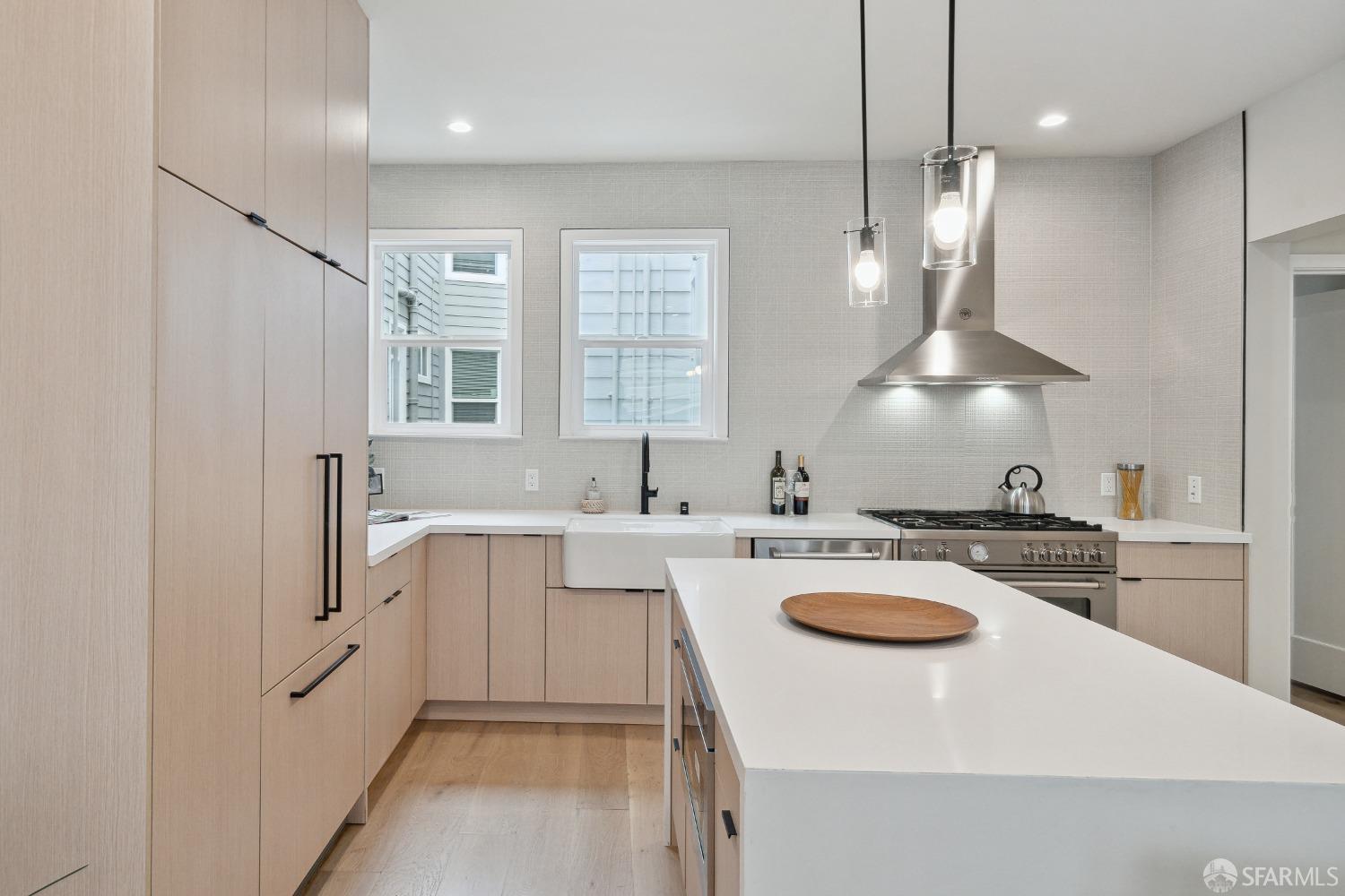 Photo #7: 423912491 Listing 