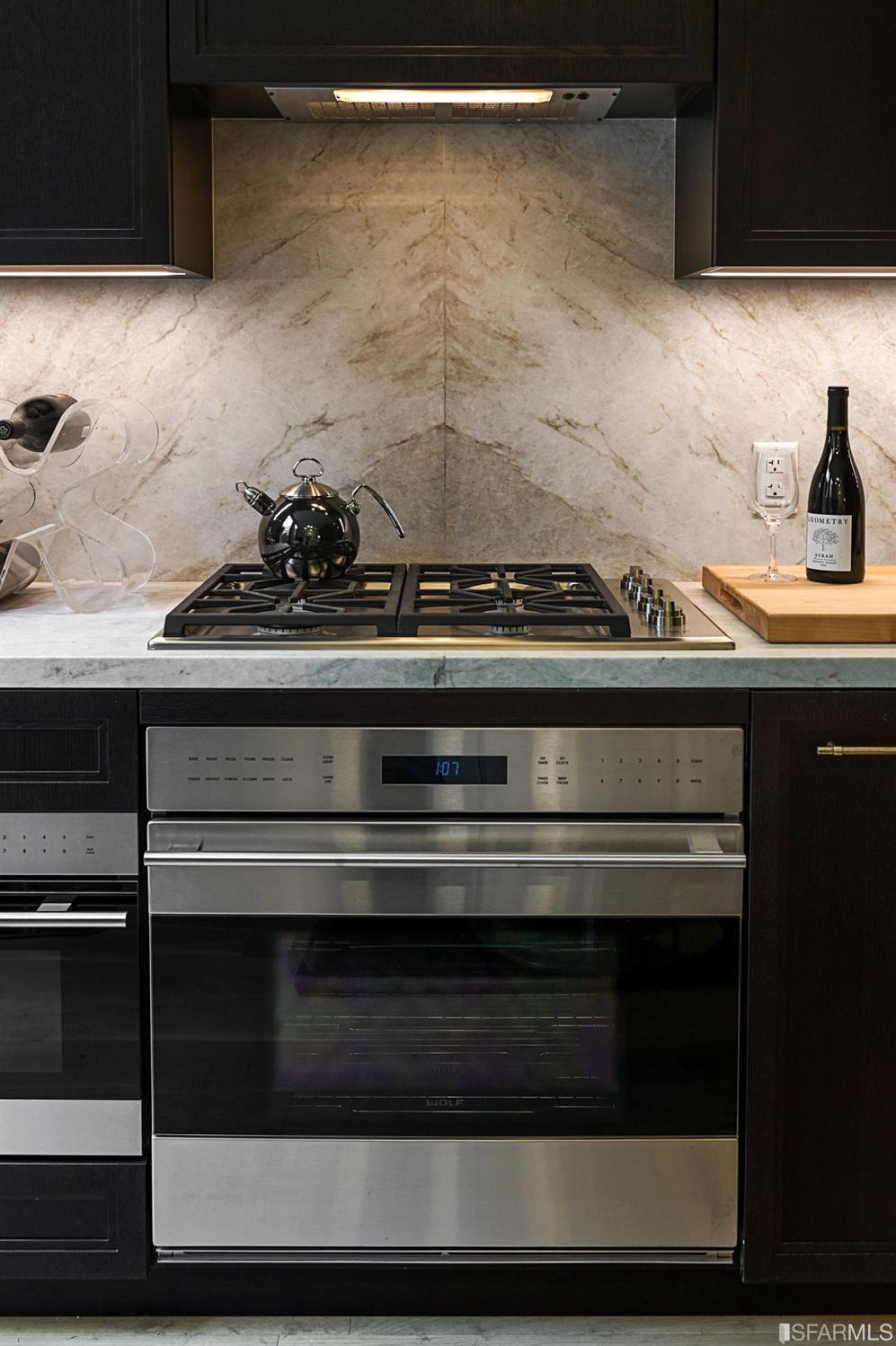 Photo #9: 423912359 Listing 
