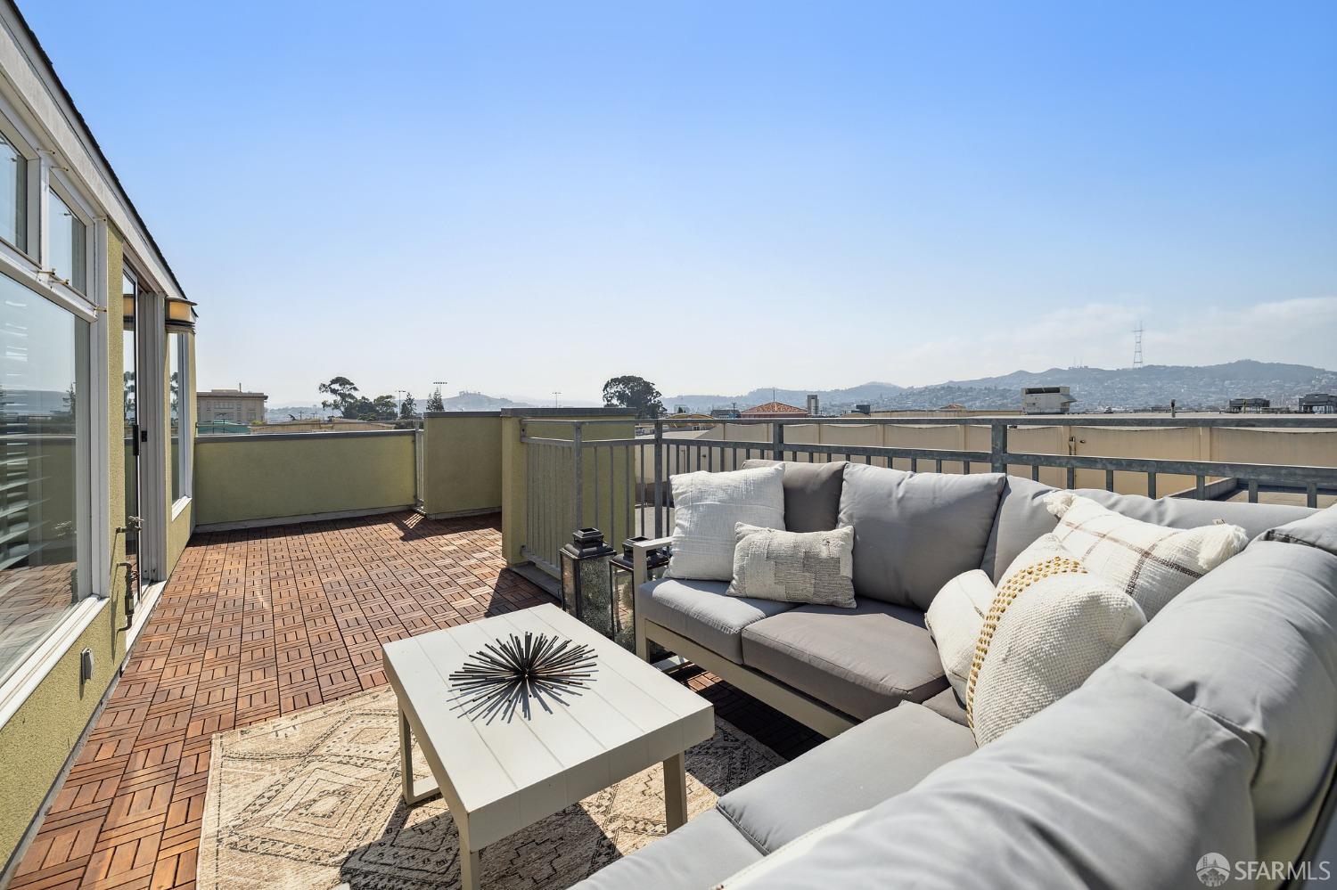 Photo #11: 423912114 Listing 