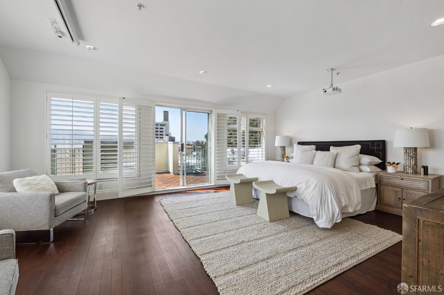 Photo #9: 423912114 Listing 