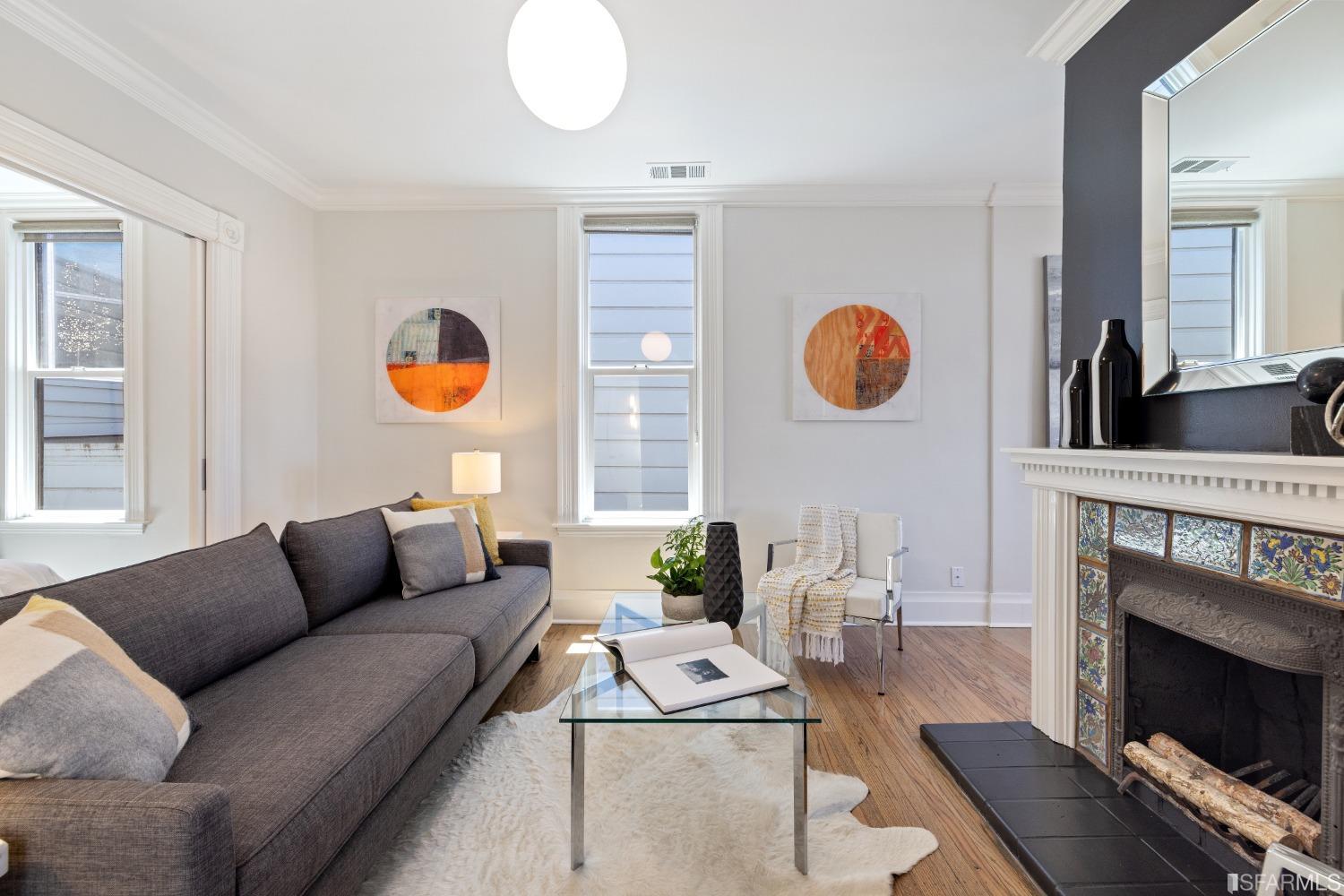 Photo #2: 423912660 Listing 