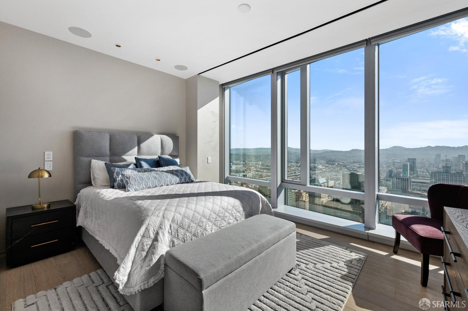 Photo #6: 423900453 Listing 