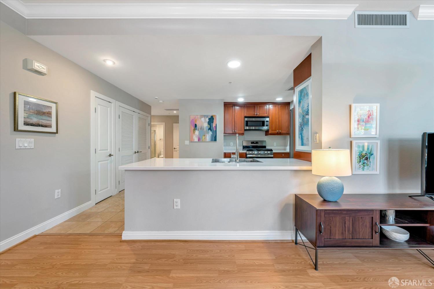 Detail Gallery Image 10 of 32 For 222 8th Ave #104,  San Mateo,  CA 94401 - 2 Beds | 2 Baths