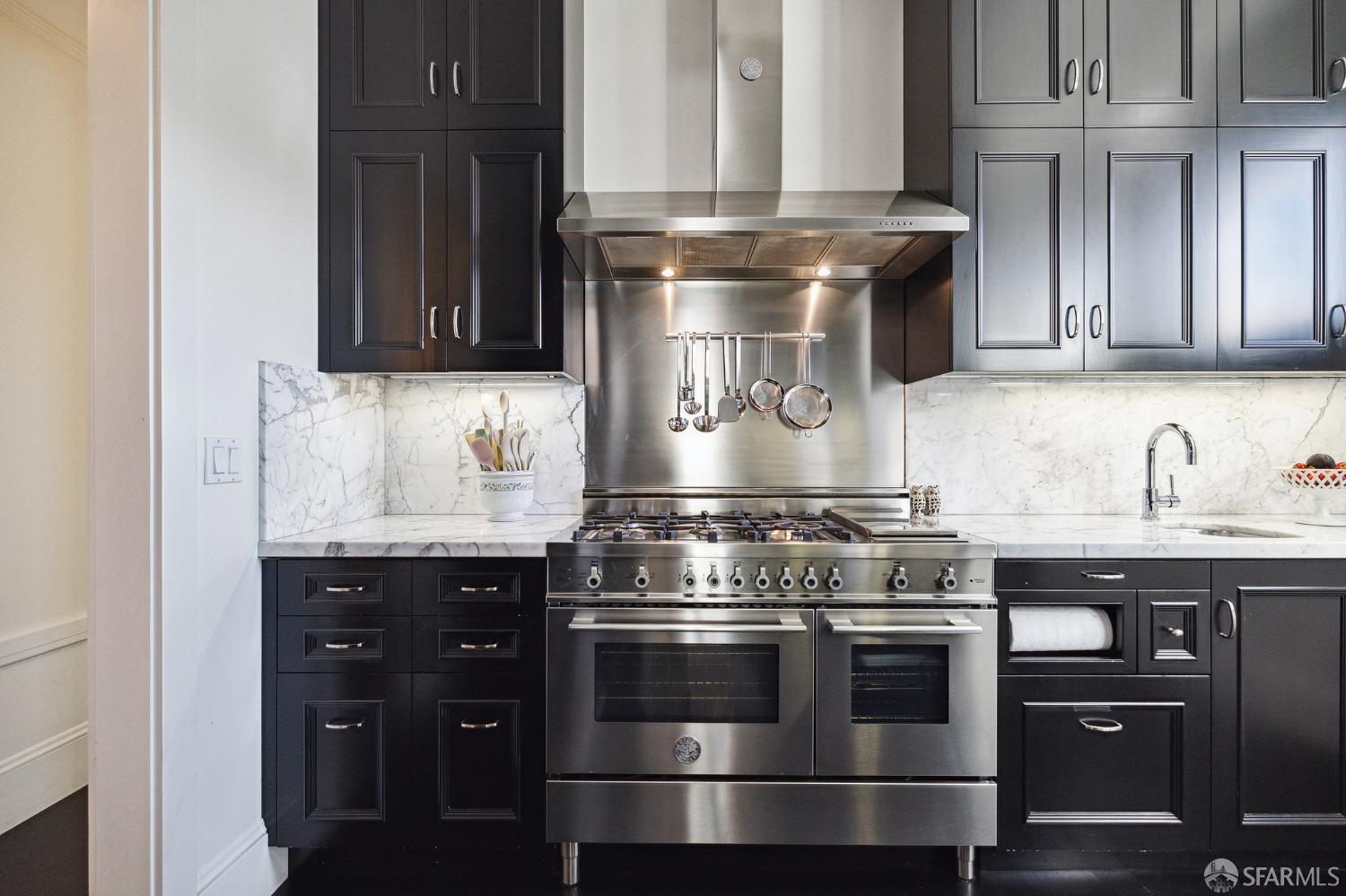 Photo #23: 423913557 Listing 