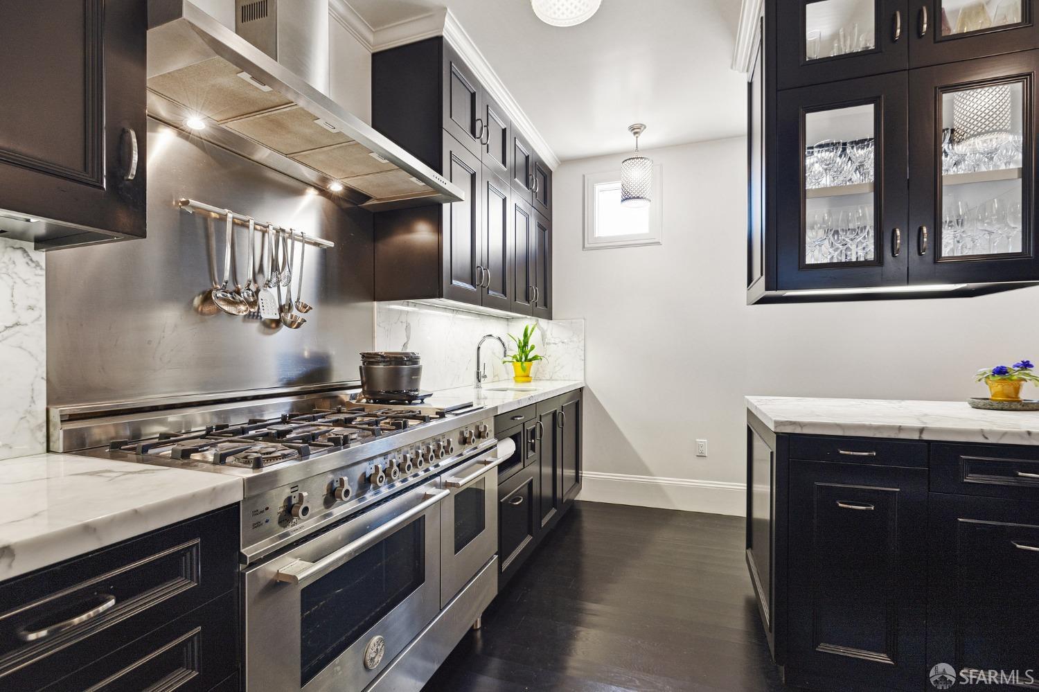 Photo #32: 423913557 Listing 