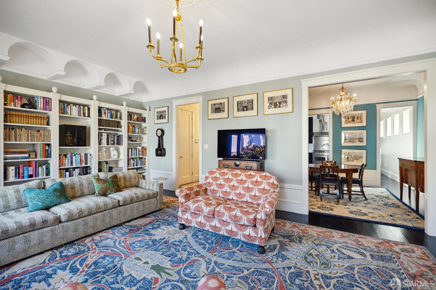 Photo #7: 423913557 Listing 