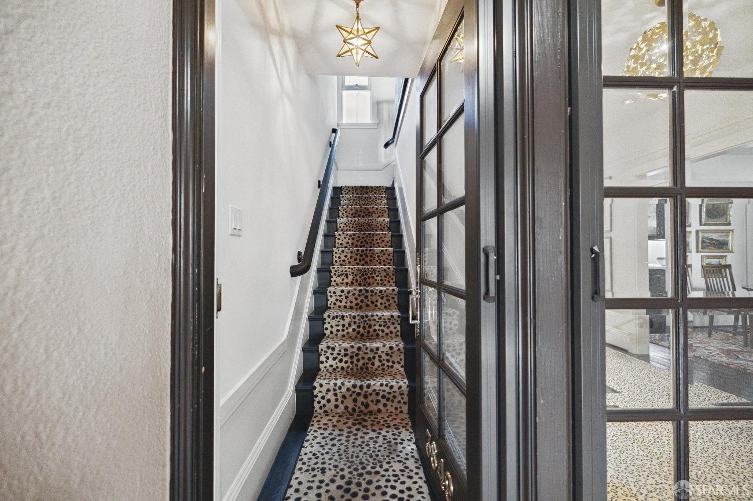 Photo #3: 423913557 Listing 