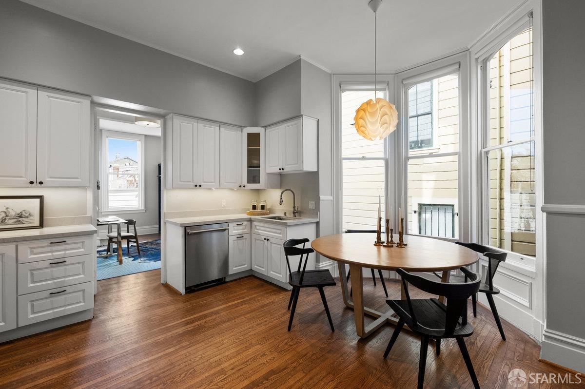 Photo #4: 423913721 Listing 