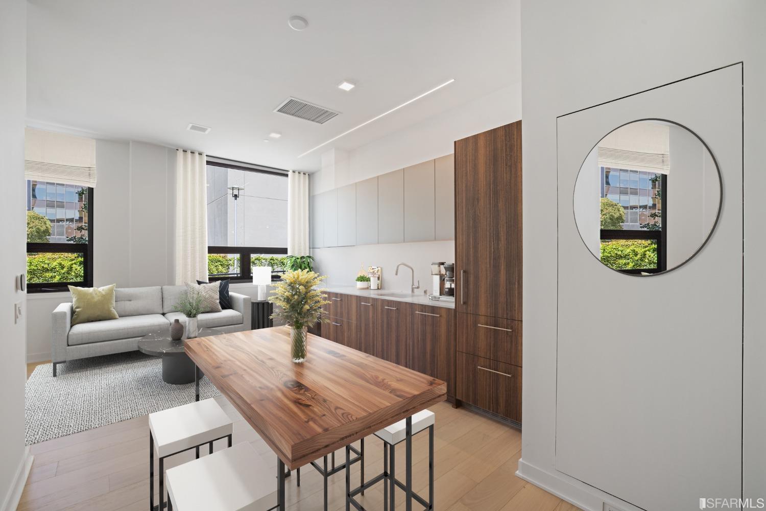 Photo #3: 423914493 Listing 